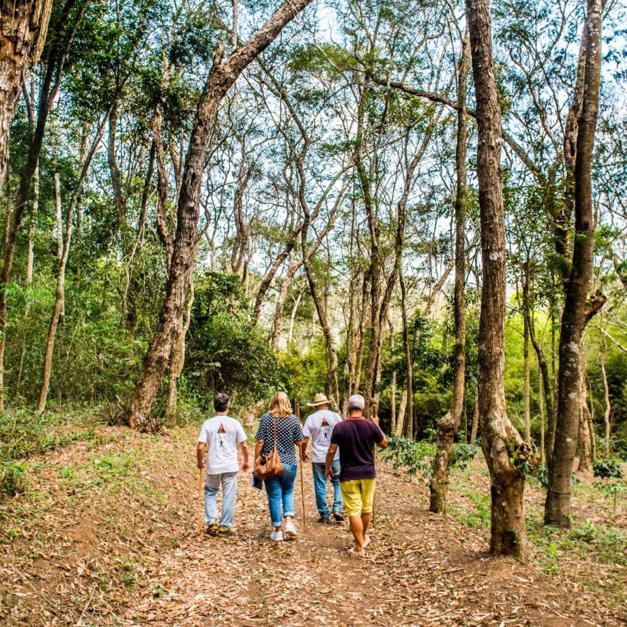 Sitio Araxa - 82 Anos De Historia - Suite Confortavel Em Meio A Floresta Пати до Алферес Екстериор снимка